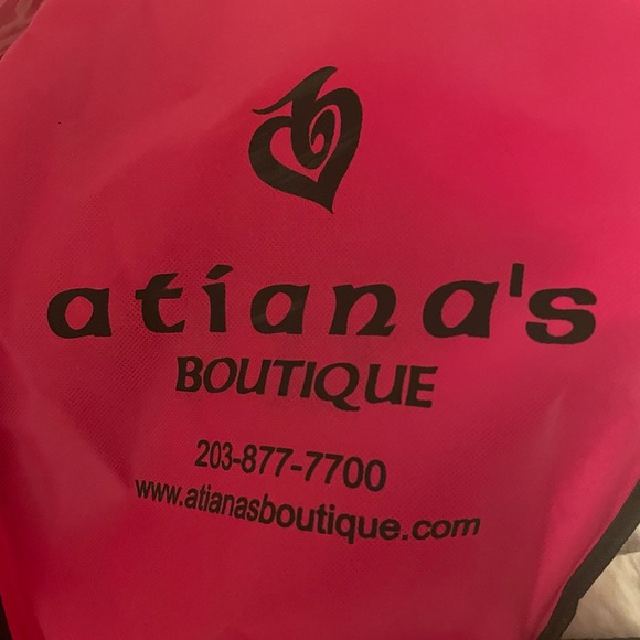 Ariana’s Boutique navy blue clutch dress bag - Picture 4 of 4